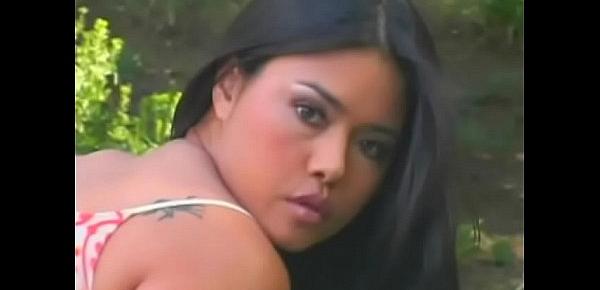  Hot young Latina Dana Vespoli deep throats a thick long cock before getting hard drilling